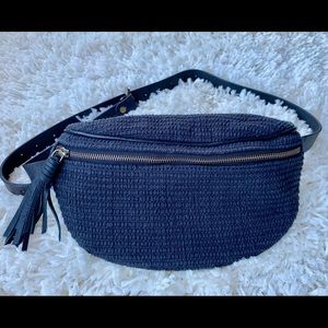 Ecote Textured Belt Bag / Funny Pack